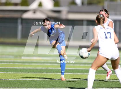 Thumbnail 2 in Timberline vs. Lake City- IDHSAA 5A Championship Quarterfinal photogallery.