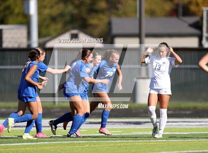 Thumbnail 1 in Timberline vs. Lake City- IDHSAA 5A Championship Quarterfinal photogallery.