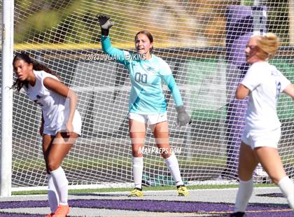Thumbnail 1 in Timberline vs. Lake City- IDHSAA 5A Championship Quarterfinal photogallery.