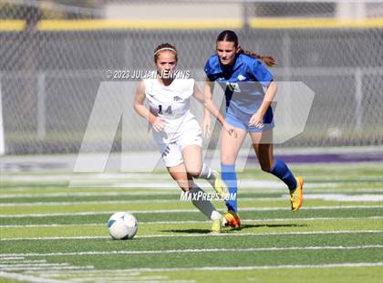 Thumbnail 2 in Timberline vs. Lake City- IDHSAA 5A Championship Quarterfinal photogallery.