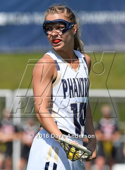 Thumbnail 1 in Mount Sinai vs Bayport-Blue Point (Section 11 Class C Final) photogallery.