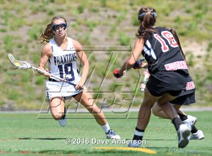 Thumbnail 2 in Mount Sinai vs Bayport-Blue Point (Section 11 Class C Final) photogallery.