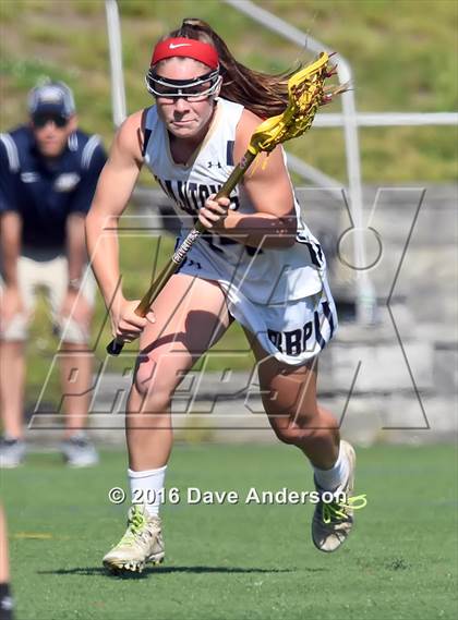 Thumbnail 1 in Mount Sinai vs Bayport-Blue Point (Section 11 Class C Final) photogallery.