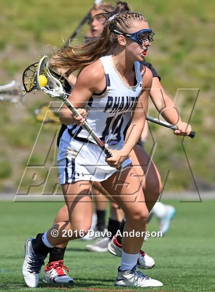 Thumbnail 2 in Mount Sinai vs Bayport-Blue Point (Section 11 Class C Final) photogallery.