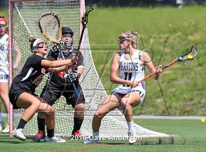 Thumbnail 2 in Mount Sinai vs Bayport-Blue Point (Section 11 Class C Final) photogallery.