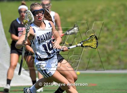 Thumbnail 3 in Mount Sinai vs Bayport-Blue Point (Section 11 Class C Final) photogallery.