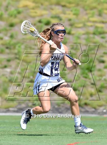 Thumbnail 3 in Mount Sinai vs Bayport-Blue Point (Section 11 Class C Final) photogallery.