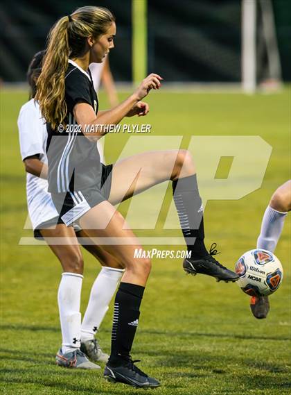 Thumbnail 1 in Hough @ Pinecrest photogallery.