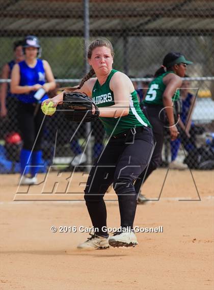 Thumbnail 1 in Amelia vs Midway (Easter Classic) photogallery.