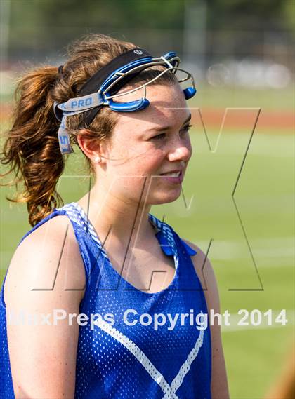 Thumbnail 2 in Hall vs Greenwich (CIAC Class L 1st Round) photogallery.
