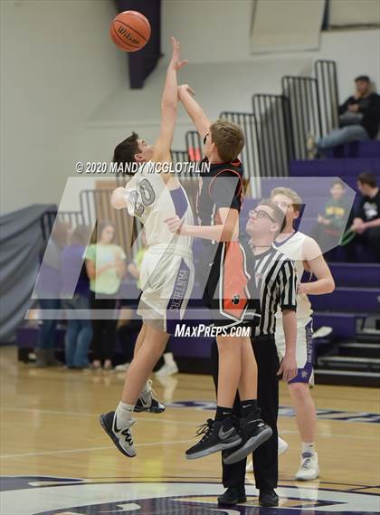 Thumbnail 1 in Illini Bluffs @ Delavan photogallery.