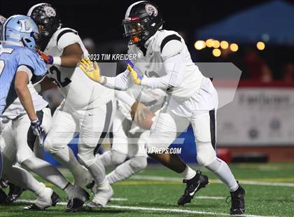 Thumbnail 2 in Dallas vs. Aliquippa (PIAA 4A Final) photogallery.