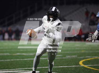 Thumbnail 2 in Dallas vs. Aliquippa (PIAA 4A Final) photogallery.