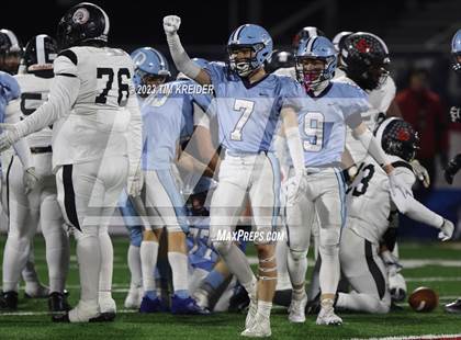 Thumbnail 1 in Dallas vs. Aliquippa (PIAA 4A Final) photogallery.