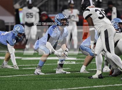Thumbnail 1 in Dallas vs. Aliquippa (PIAA 4A Final) photogallery.