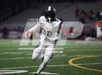 Thumbnail 1 in Dallas vs. Aliquippa (PIAA 4A Final) photogallery.