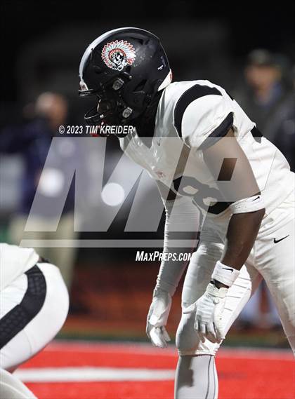 Thumbnail 2 in Dallas vs. Aliquippa (PIAA 4A Final) photogallery.