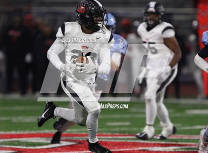 Thumbnail 2 in Dallas vs. Aliquippa (PIAA 4A Final) photogallery.