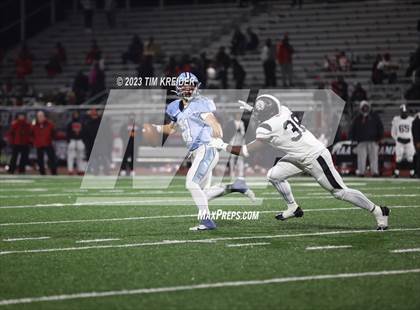 Thumbnail 2 in Dallas vs. Aliquippa (PIAA 4A Final) photogallery.