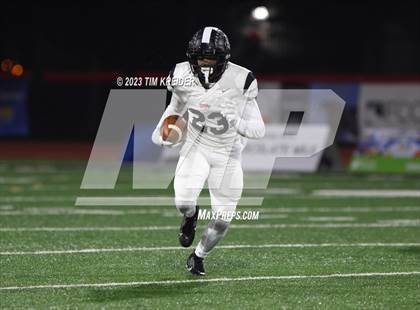 Thumbnail 2 in Dallas vs. Aliquippa (PIAA 4A Final) photogallery.