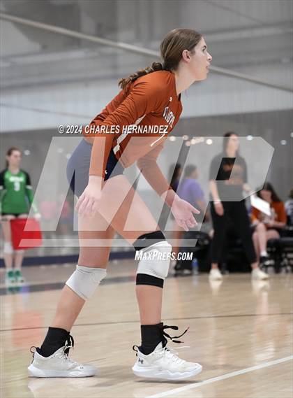 Thumbnail 1 in Caldwell vs. Shoemaker (Legends Invitational) photogallery.