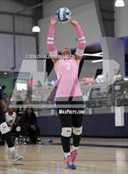 Photo from the gallery "Caldwell vs. Shoemaker (Legends Invitational)"