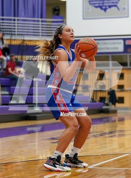 Thumbnail 2 in Jennings County vs. Martinsville (Ben Davis Holiday Classic) photogallery.