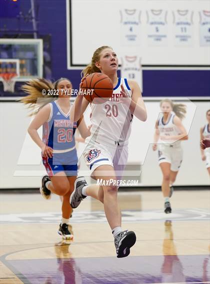 Thumbnail 2 in Jennings County vs. Martinsville (Ben Davis Holiday Classic) photogallery.