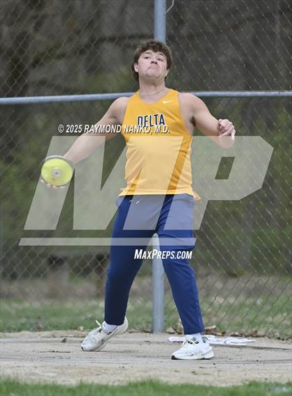 Thumbnail 2 in Delta @ Wapahani (Discus) photogallery.