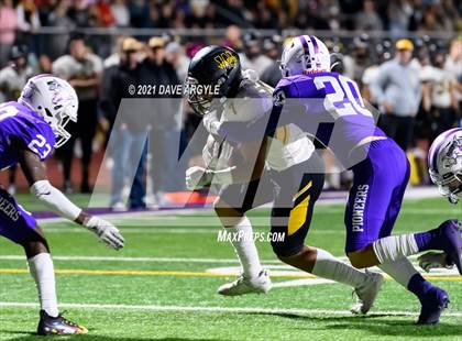 Thumbnail 3 in Wasatch @ Lehi (UHSAA 5A Quarterfinal) photogallery.