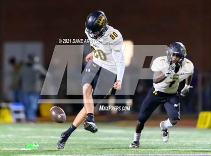 Thumbnail 2 in Wasatch @ Lehi (UHSAA 5A Quarterfinal) photogallery.
