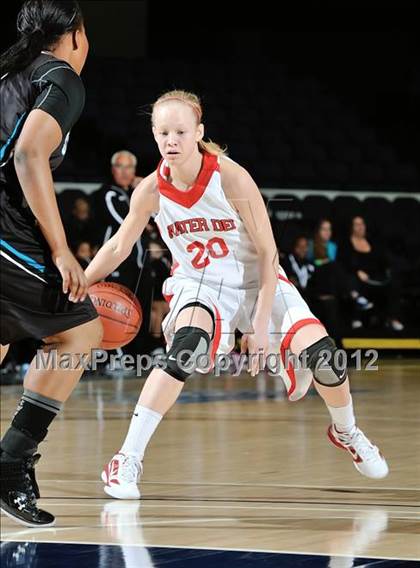 Thumbnail 3 in Santiago vs. Mater Dei (CIF SS D1AA Semifinal) photogallery.