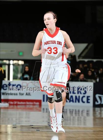 Thumbnail 3 in Santiago vs. Mater Dei (CIF SS D1AA Semifinal) photogallery.