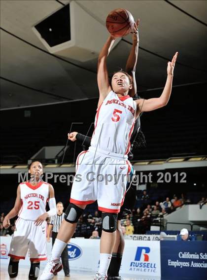 Thumbnail 3 in Santiago vs. Mater Dei (CIF SS D1AA Semifinal) photogallery.