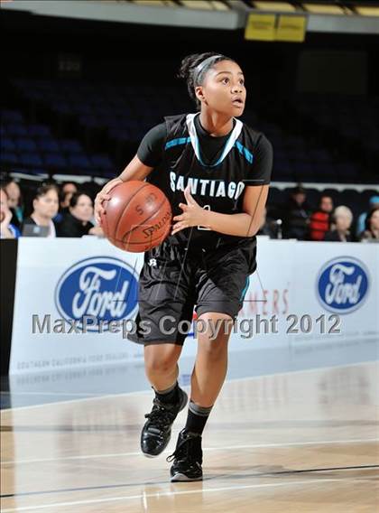 Thumbnail 3 in Santiago vs. Mater Dei (CIF SS D1AA Semifinal) photogallery.