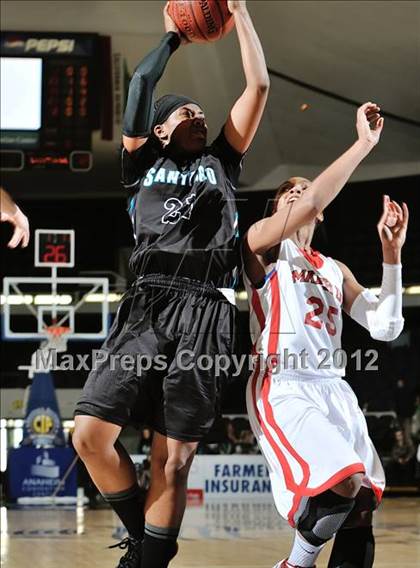 Thumbnail 1 in Santiago vs. Mater Dei (CIF SS D1AA Semifinal) photogallery.