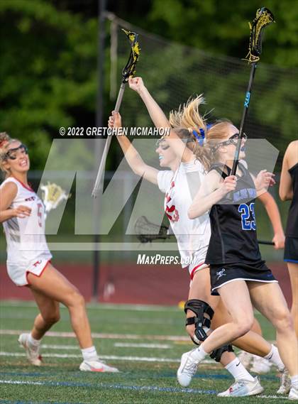 Thumbnail 2 in Darien vs New Canaan (FCIAC Finals) photogallery.