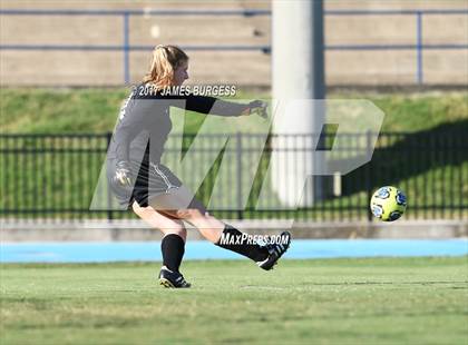 Thumbnail 3 in Girls Prep vs Lipscomb Academy photogallery.
