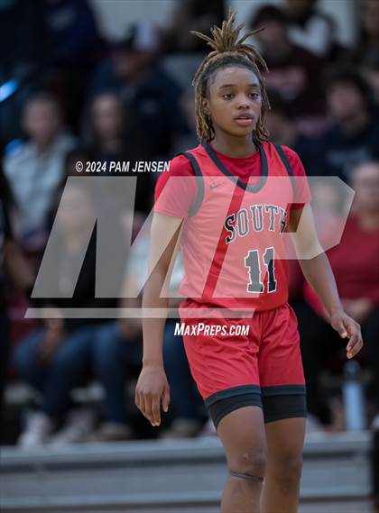 Thumbnail 3 in South Mecklenburg vs. Pinecrest photogallery.
