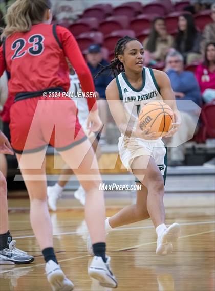 Thumbnail 2 in South Mecklenburg vs. Pinecrest photogallery.