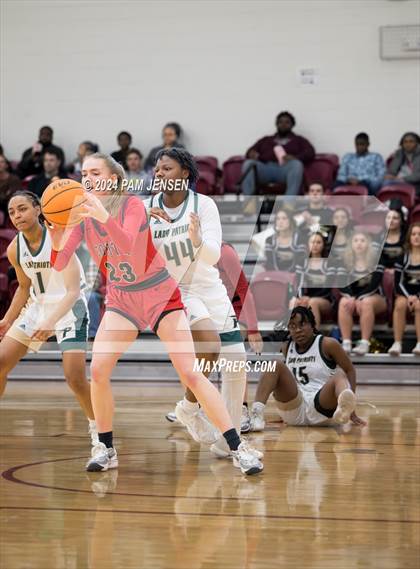 Thumbnail 2 in South Mecklenburg vs. Pinecrest photogallery.