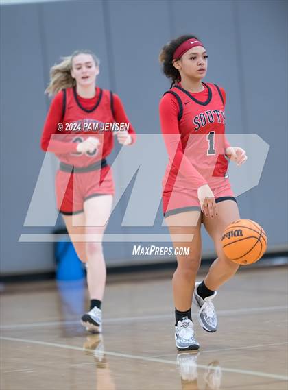 Thumbnail 2 in South Mecklenburg vs. Pinecrest photogallery.
