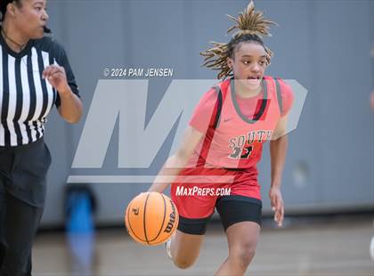 Thumbnail 3 in South Mecklenburg vs. Pinecrest photogallery.