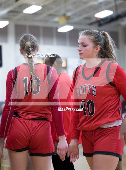 Thumbnail 1 in South Mecklenburg vs. Pinecrest photogallery.