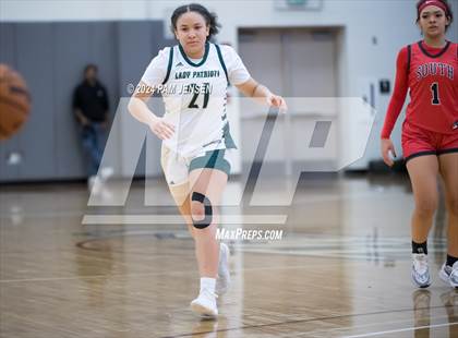 Thumbnail 2 in South Mecklenburg vs. Pinecrest photogallery.