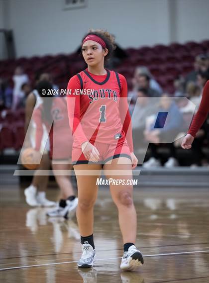 Thumbnail 3 in South Mecklenburg vs. Pinecrest photogallery.