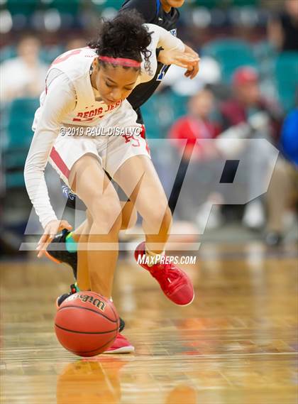 Thumbnail 3 in Grandview vs. Regis Jesuit (CHSAA 5A Final Four) photogallery.