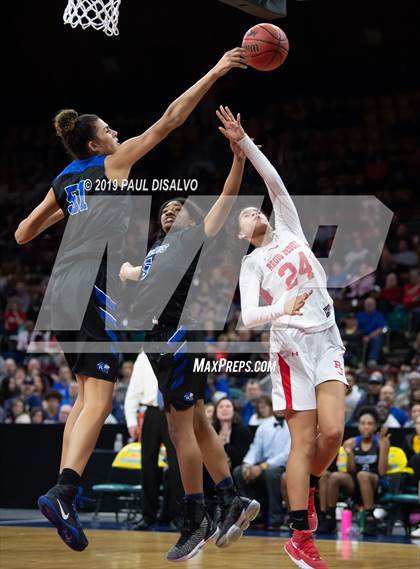 Thumbnail 3 in Grandview vs. Regis Jesuit (CHSAA 5A Final Four) photogallery.