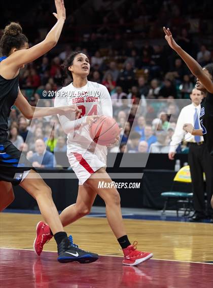 Thumbnail 1 in Grandview vs. Regis Jesuit (CHSAA 5A Final Four) photogallery.