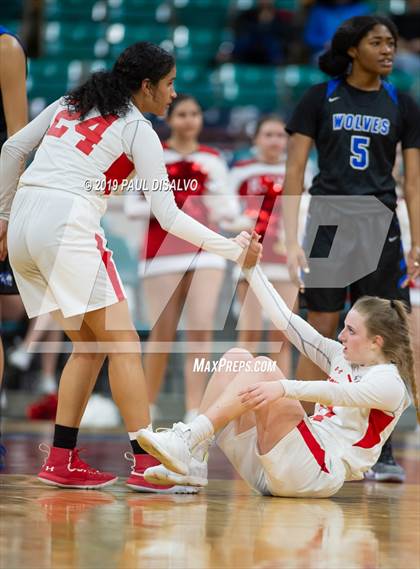 Thumbnail 1 in Grandview vs. Regis Jesuit (CHSAA 5A Final Four) photogallery.